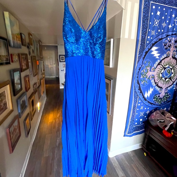 Bright Blue Strappy Gown - Picture 3 of 10